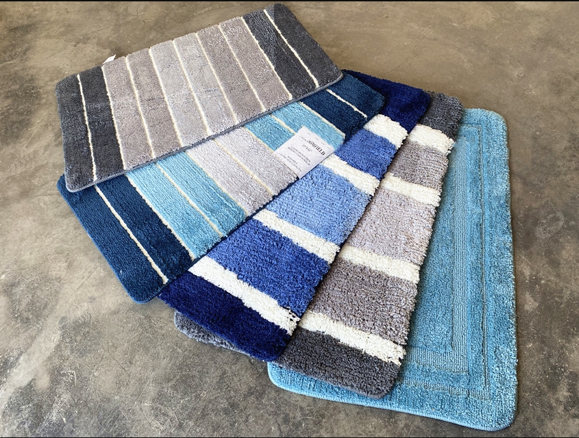 Super soft microfiber sponge floor mat
