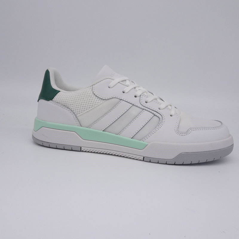 SMCM21010 Classic style transparent soled skateboard shoes