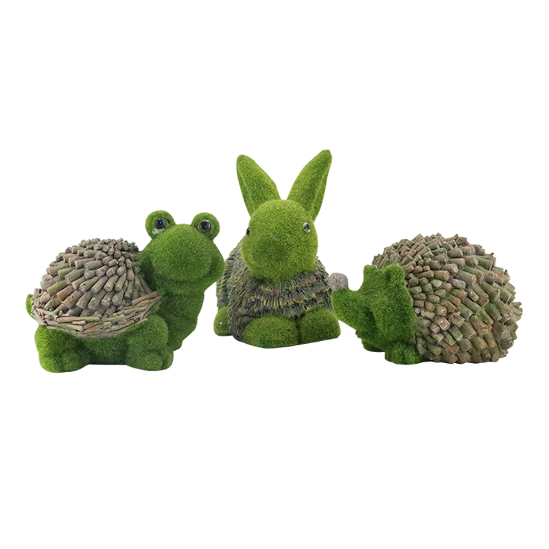 Garden resin animals fountain Flocked wooden clothes decoration rabbit Tortoise Hedgehog garden decoration ornaments statue