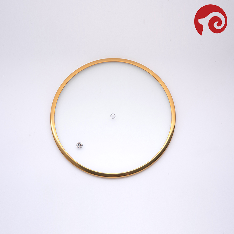 Wide rim tempered glass pot lid with golen rim