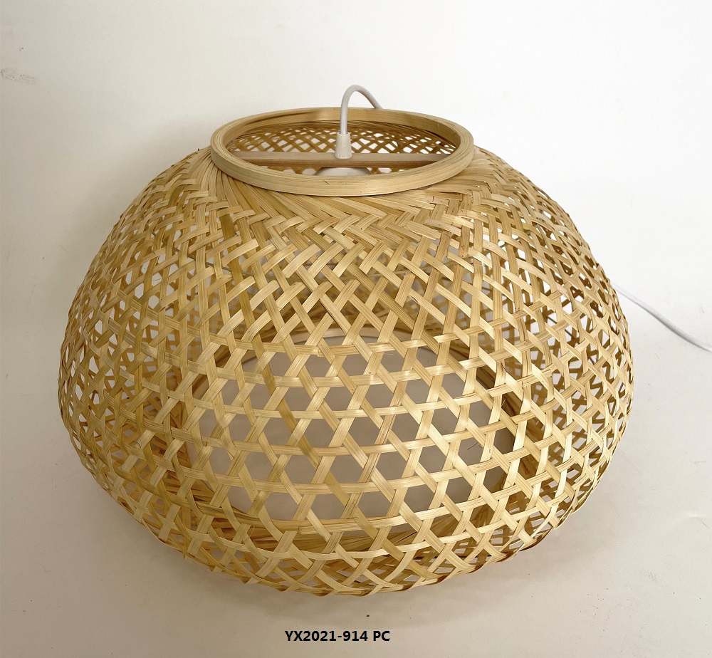 Natural bamboo lamp