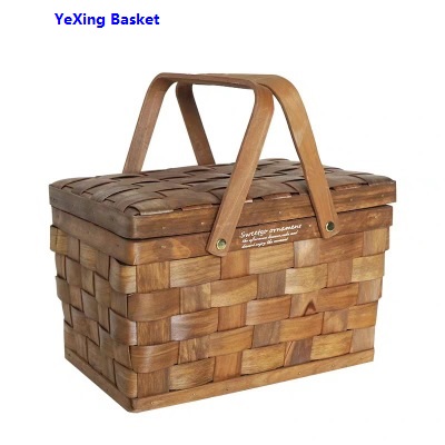 Chip wood handles picnic baskets