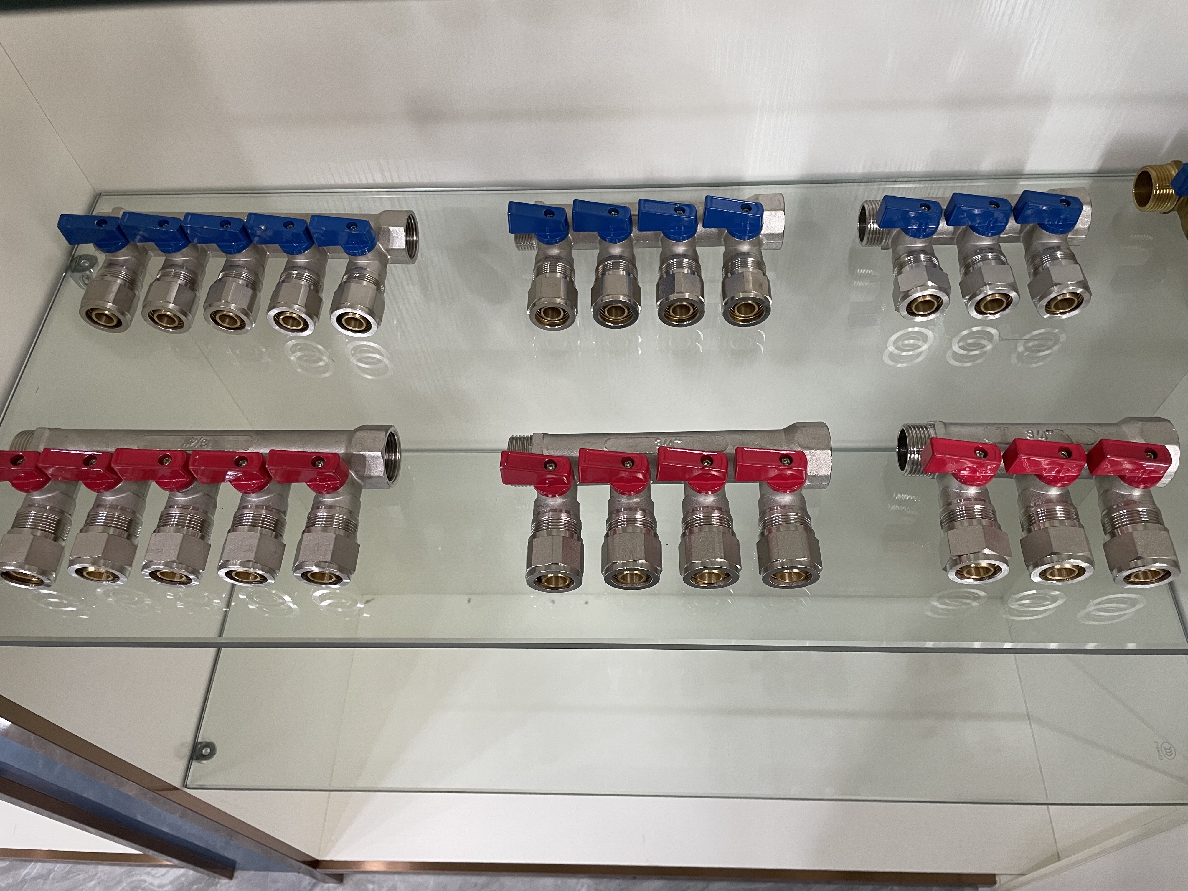 Brass manifold
