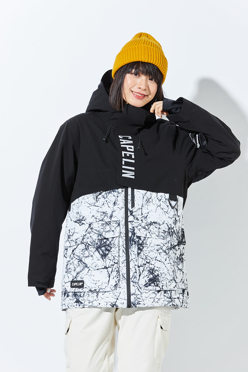 Women's waterproof and windproof Performance ski jacket