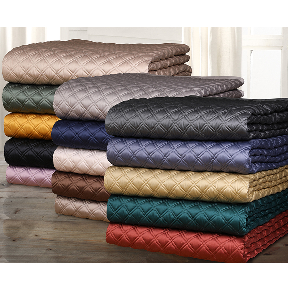 satin bedspreads quilt