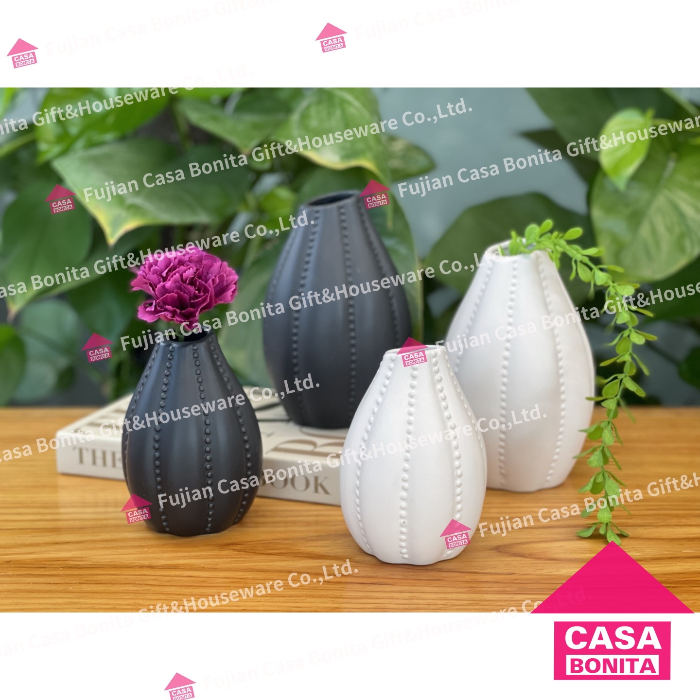 Decorative vase