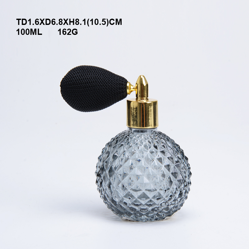 Glass Spray Bottle Bottles with Black Fine Mist Sprayer.Refillable & Reusable.Designed for Essential Oils,Perfumes