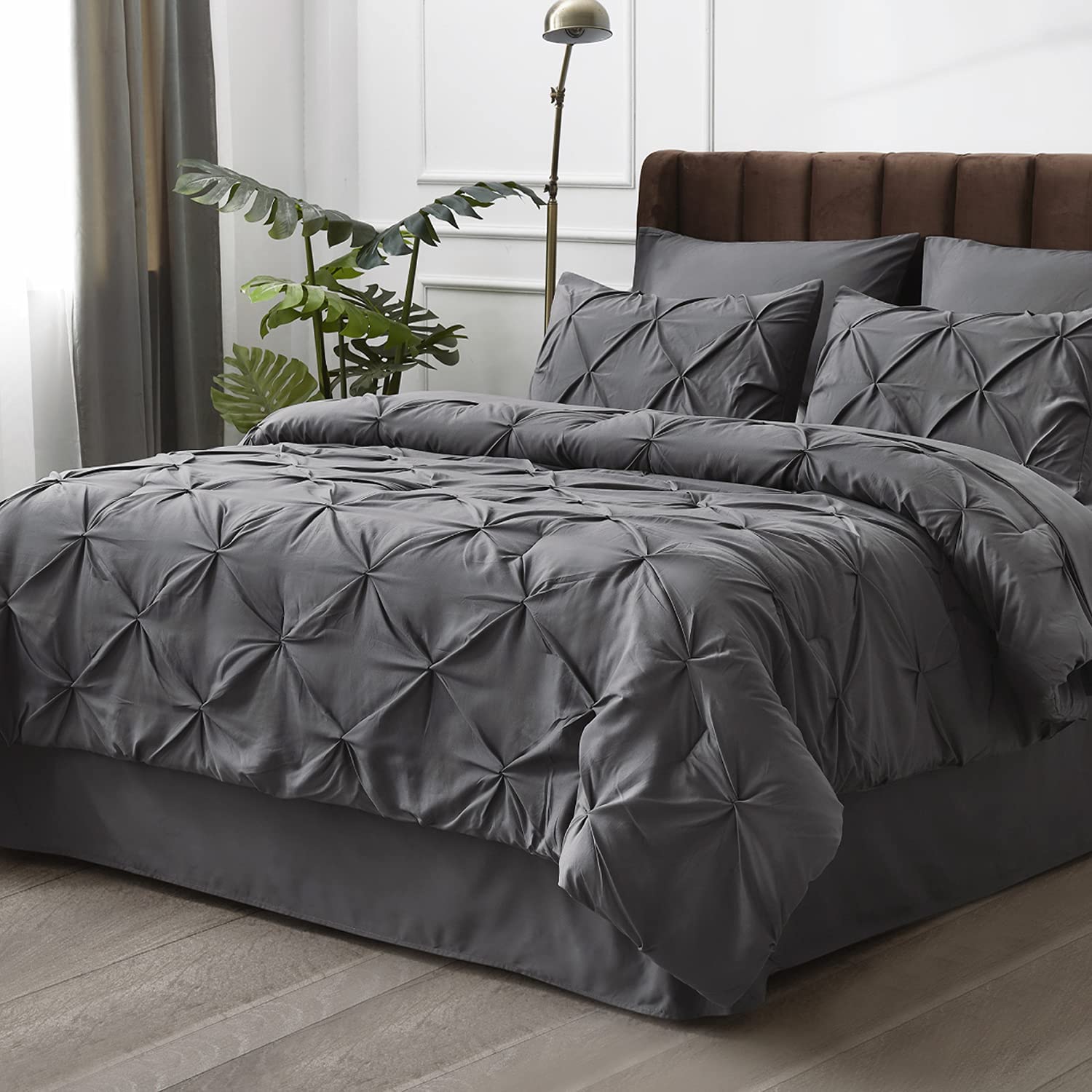 Microfiber Pintuck Duvet Cover Pinch Pleated King Size Duvet Cover Set with Zipper Closure