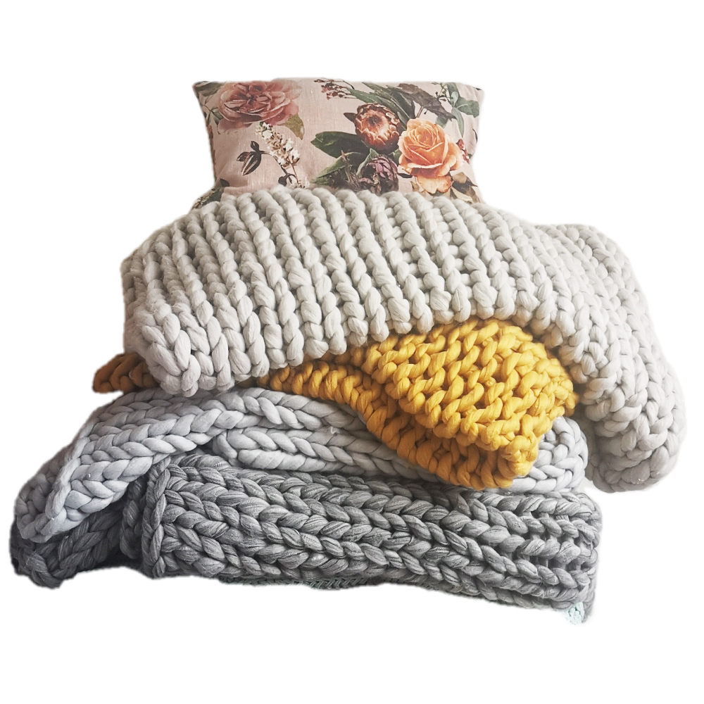 Soft Knitting Throw
