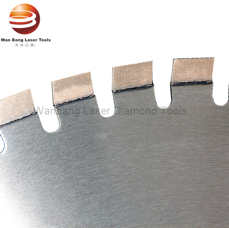 Laser welded array pattern diamond wall saw blade with line up segments