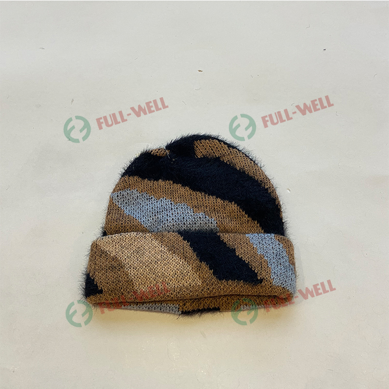 Women's jacquard feather yarn knitted hats