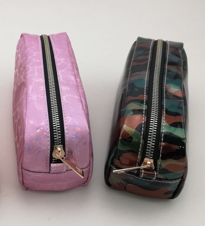 lady use PU pouch