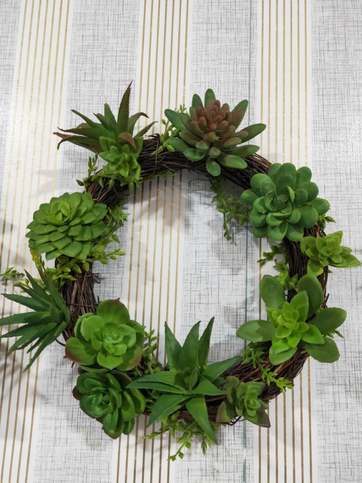 Succulent wreath