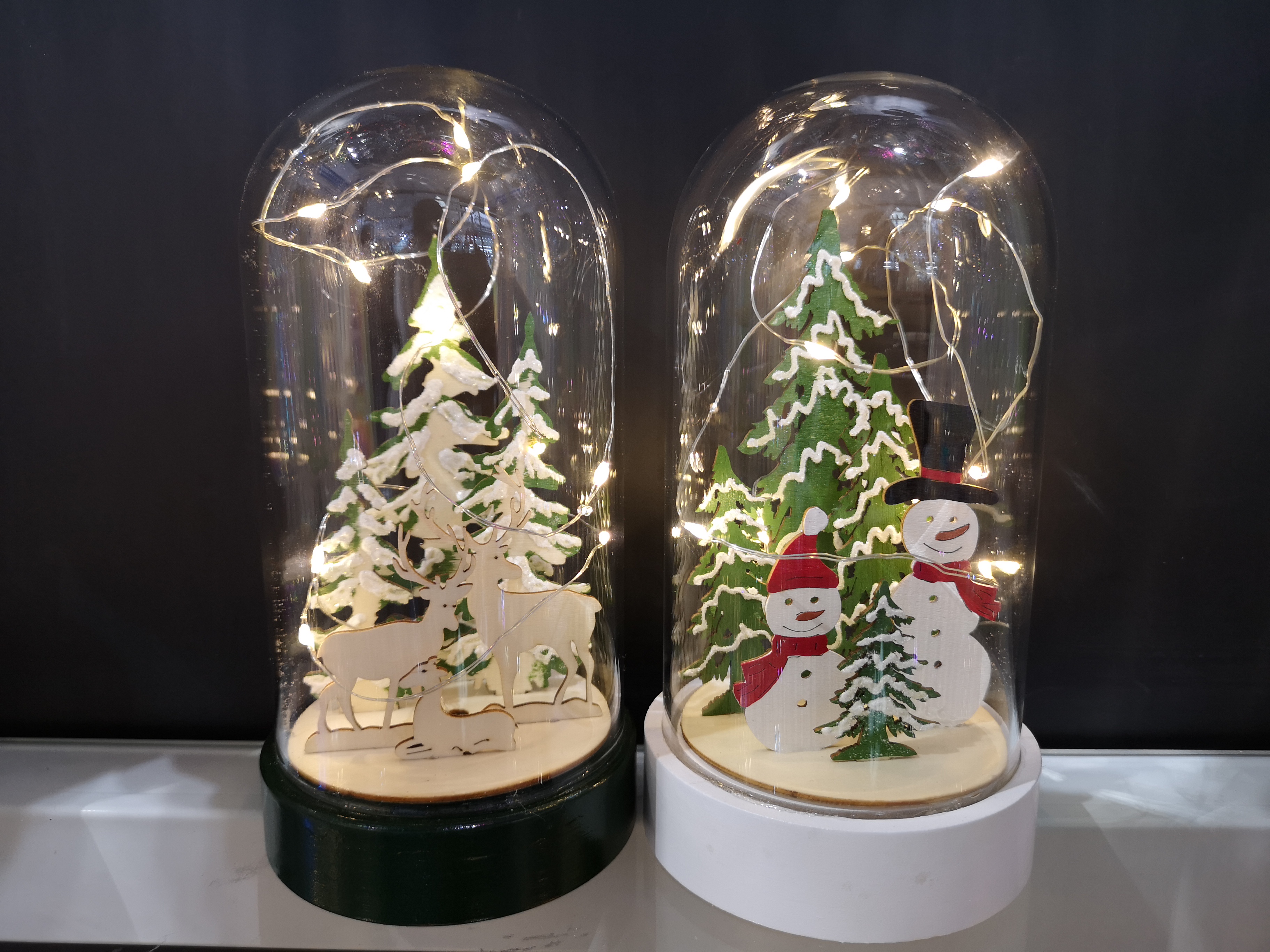 U-Shaped Glass Dome LED Decor | Wooden Christmas Table Gift