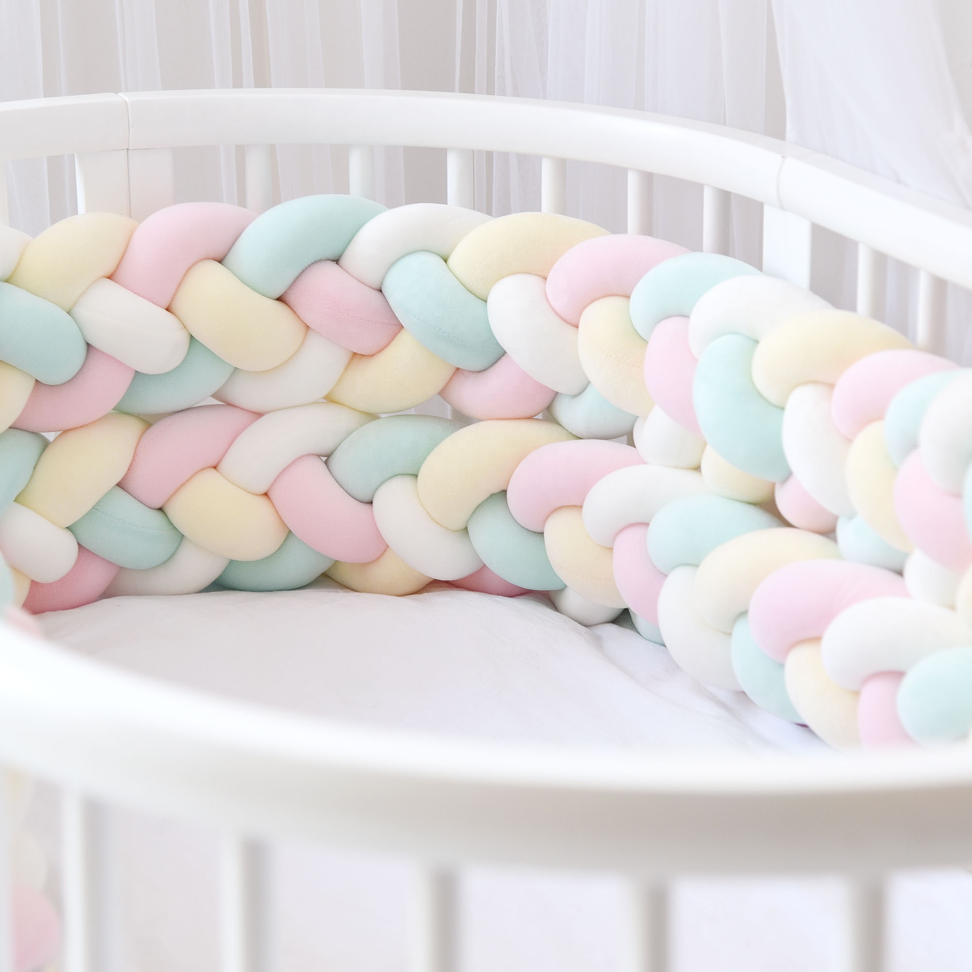 Four-Strand Baby Cradle Bed Protector Anti Colision Knot Crib Bumper