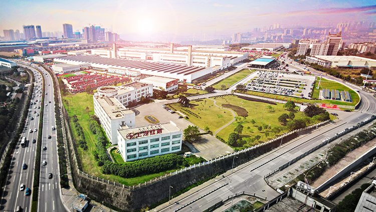 SAIC Hongyan Automobile Co., Ltd. – Dump truck 1