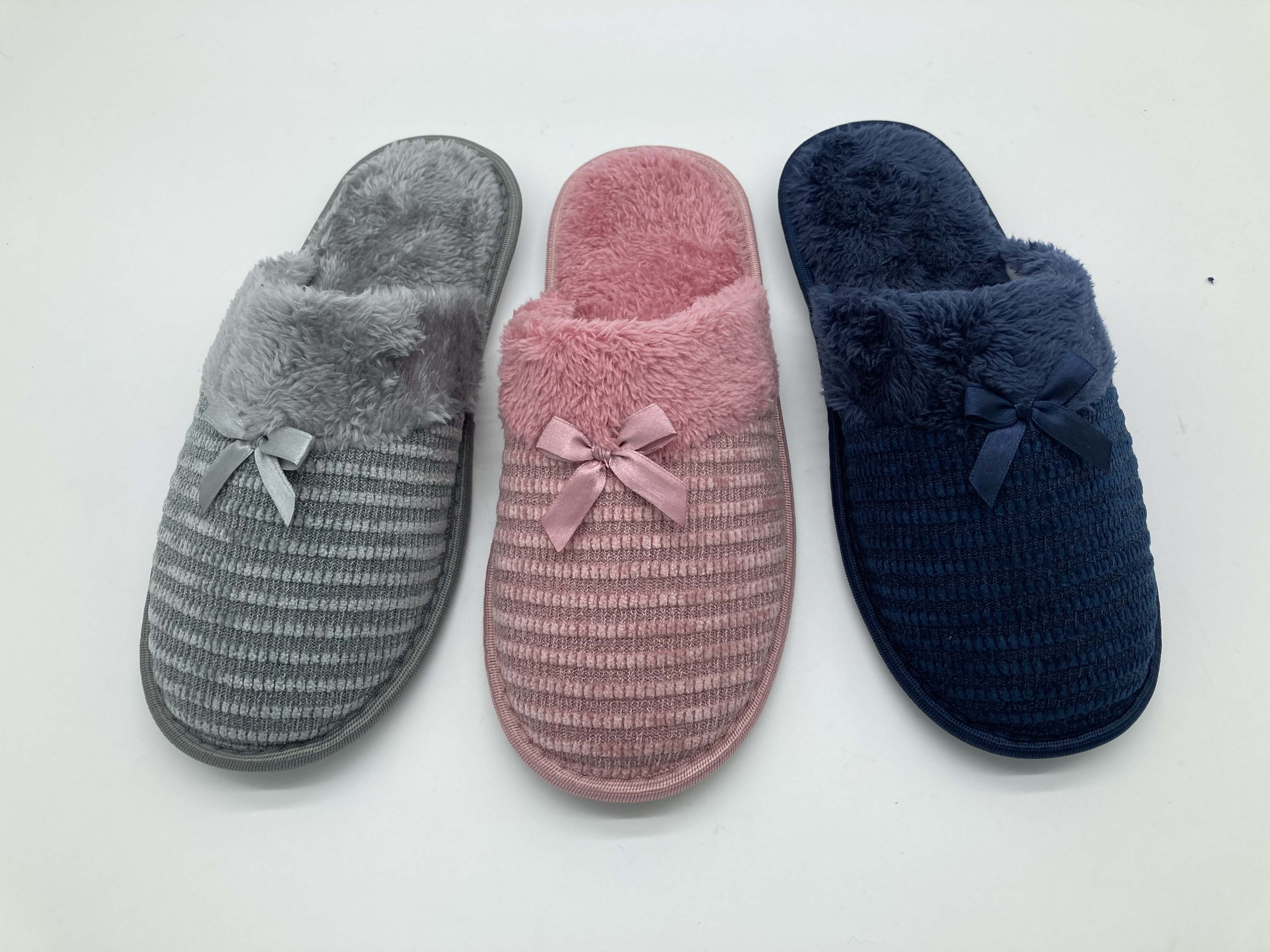 Ladies Winter Indoor Shoes And Slipper