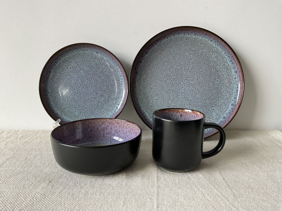 reactive glaze