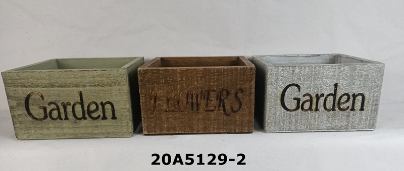 NEW Wooden planter