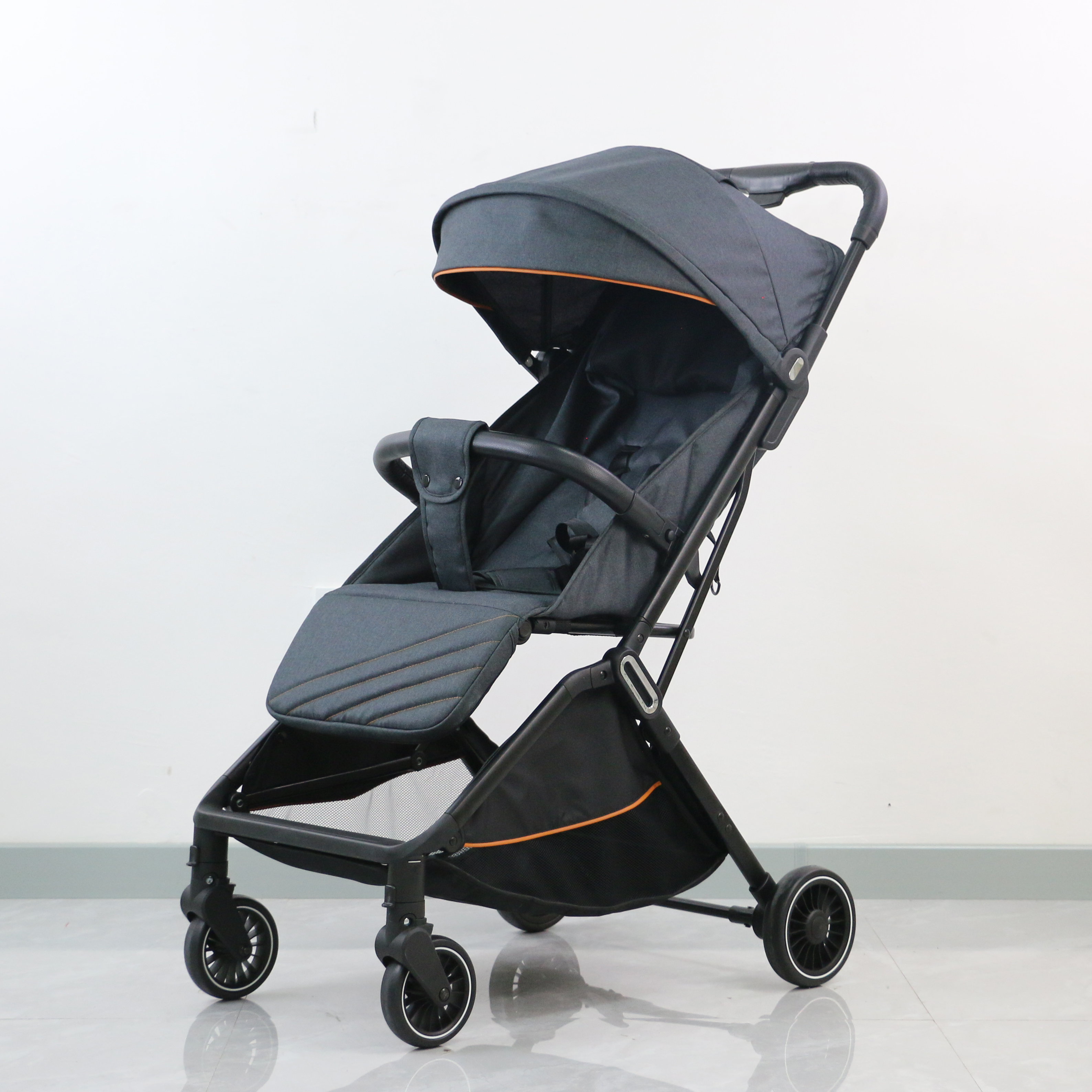 Sagebaby autofolding travel buggy T800